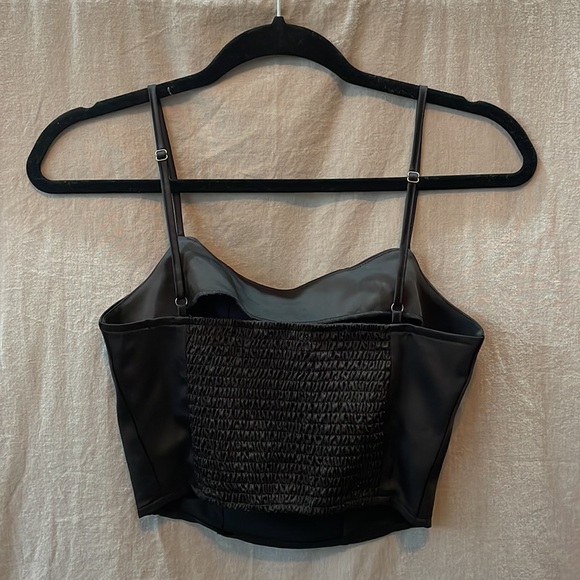 BP Cropped Black Top - Picture 2 of 3